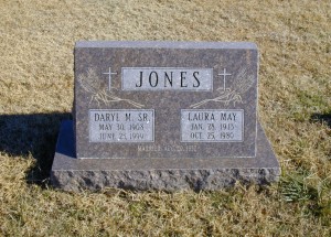 Daryl M Jones, Sr. & wife Laura May Bastien Jones   Ryan Township Cemetery, Milan, Sumner County, Kansas