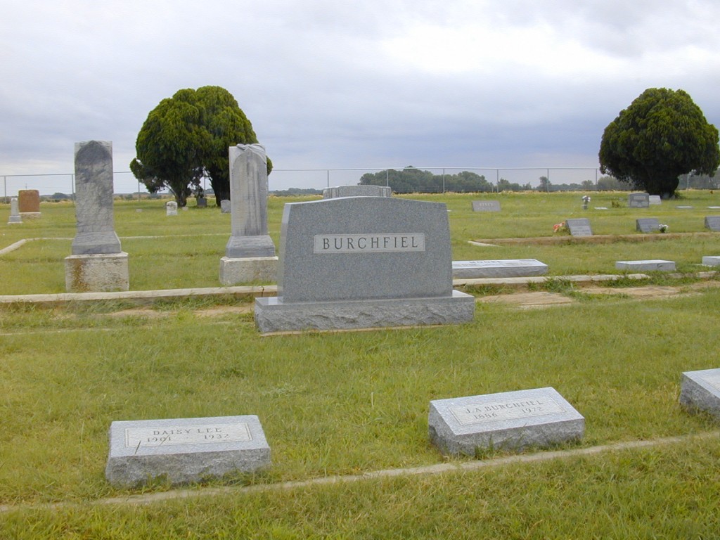 21 - Burchfiel Family Stone & family plot - Daisy Lee - 1901 to 1932 & J. A. Burchfiel - 1886 to 1972